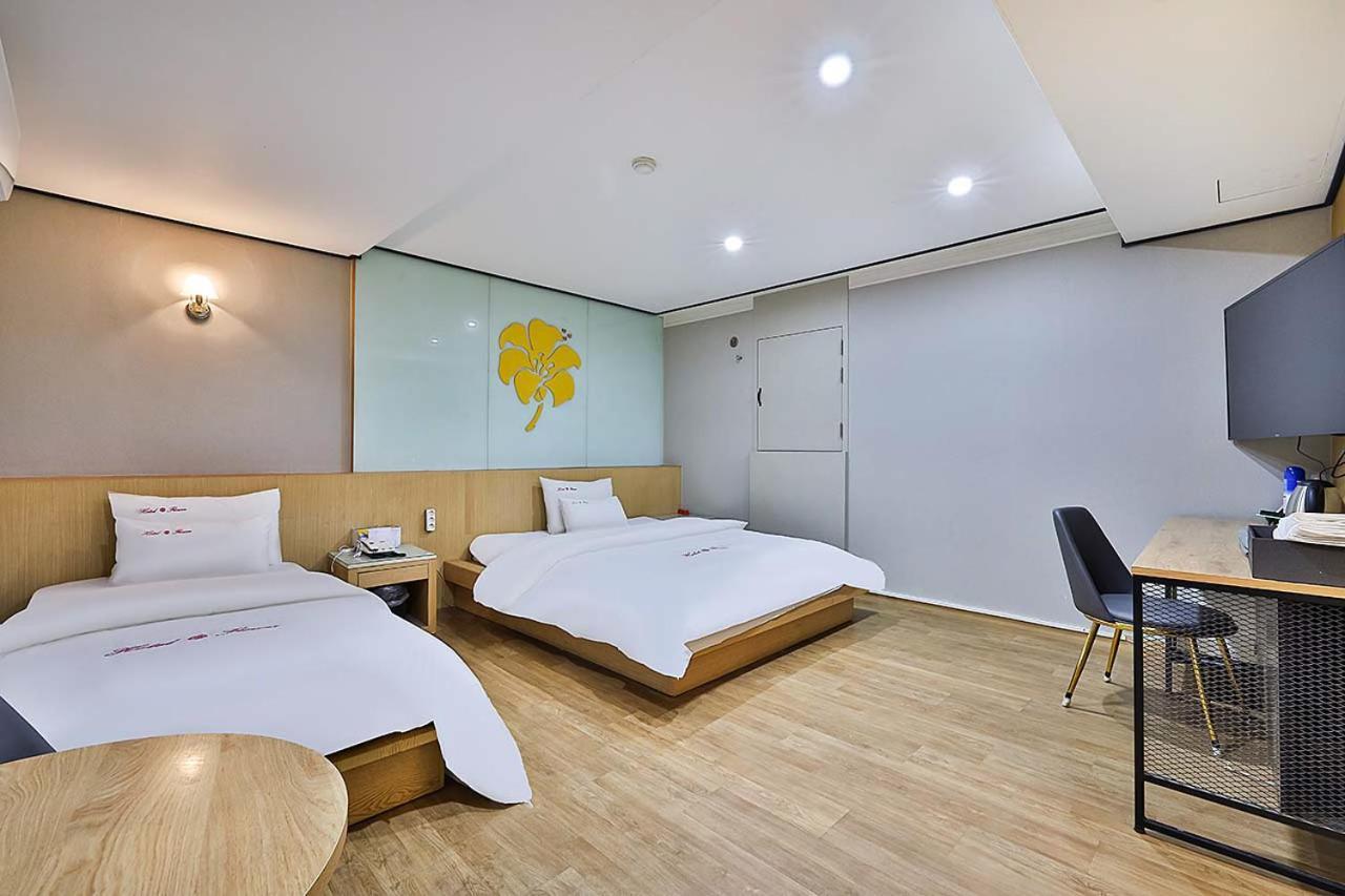 Flower Hotel Seoul Exterior foto