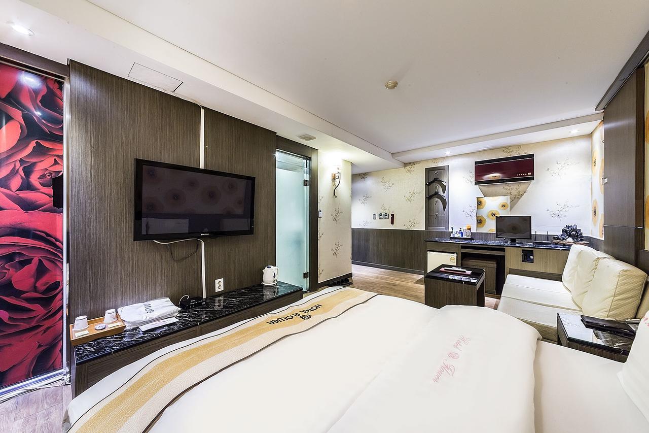 Flower Hotel Seoul Exterior foto